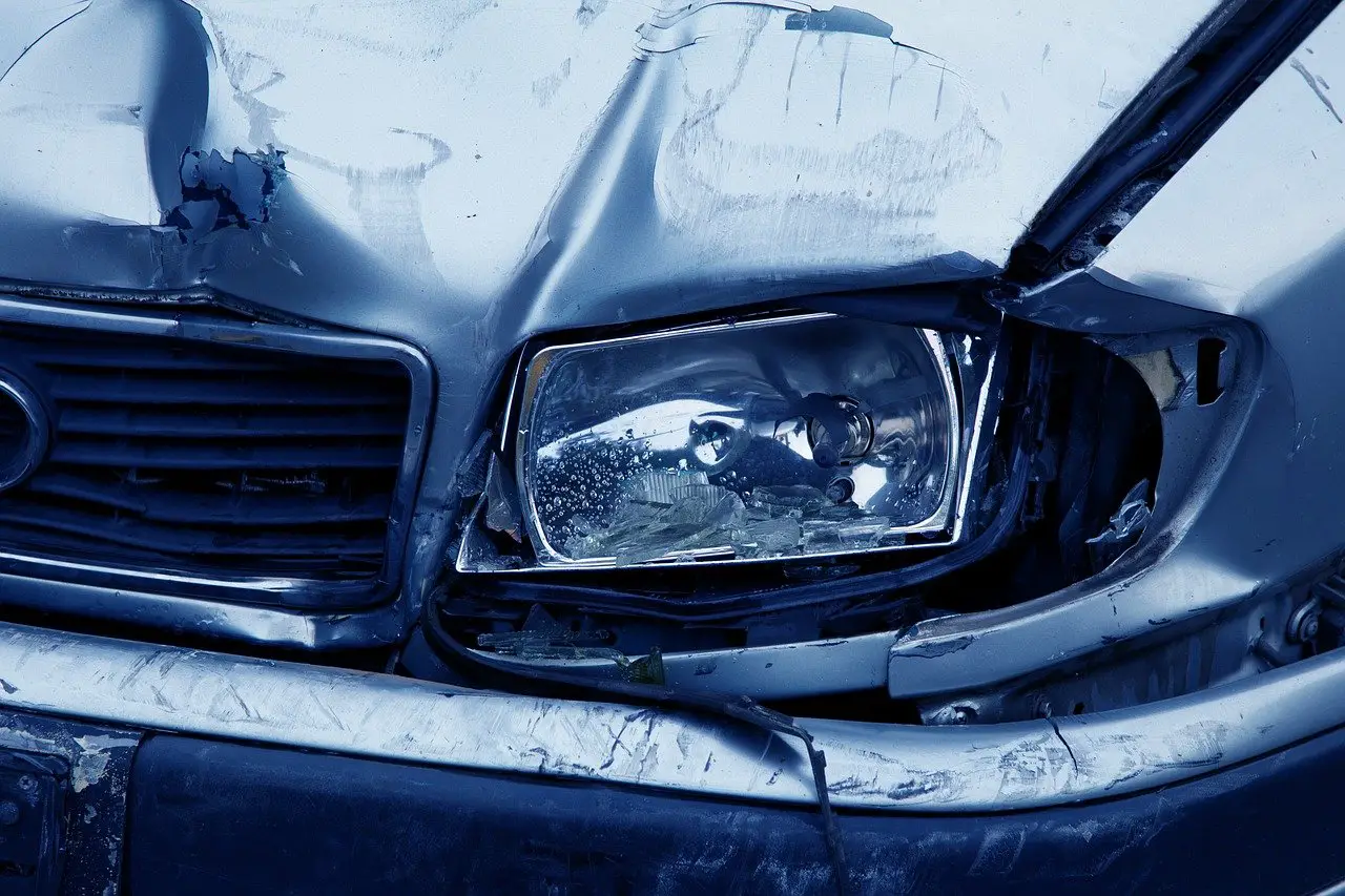 What To Do After A Car Crash If Your Car Or Truck Is Damaged