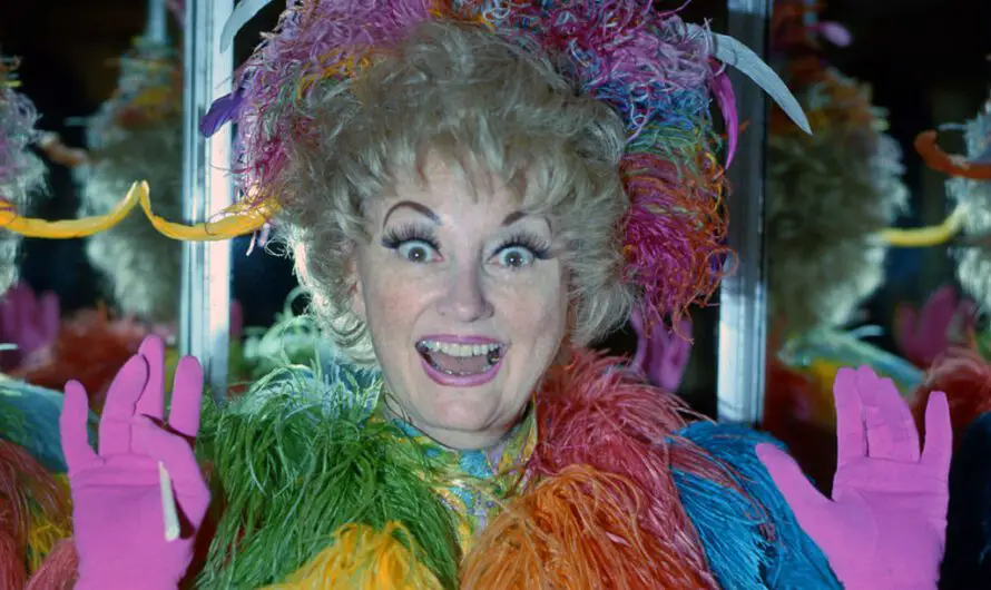 Phyllis Diller – 4 Lives of a Spunky Comedian, Writer, Actor, and Musician