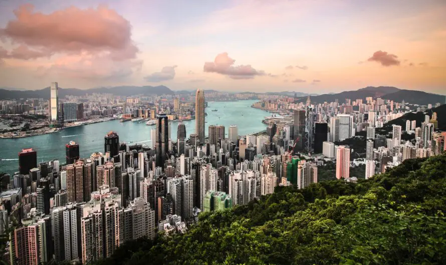 Exploring the Benefits of Pursuing an MBA in Hong Kong for Unlocking Career Advancement
