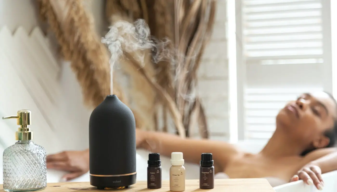 Aroma massage oil