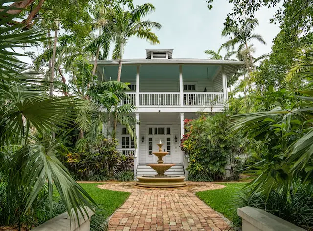 Ernest Hemingway Home - Florida Keys Webcams