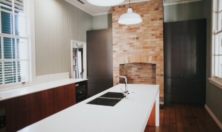 Modern kitchen featuring sleek Frameless Cabinets