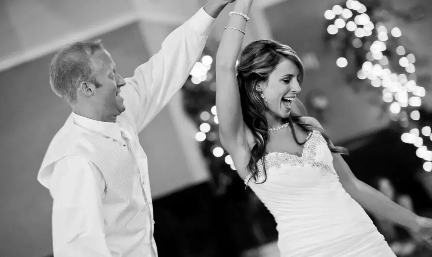 10 Wedding DJ Mistakes That Can ‘Kill’ the Party”